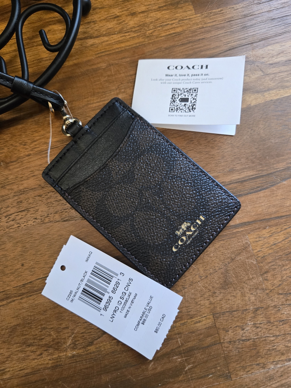 NWT Coach ID Lanyard in Signature Canvas Wallet Black CZ285 - Picture 3 of 4